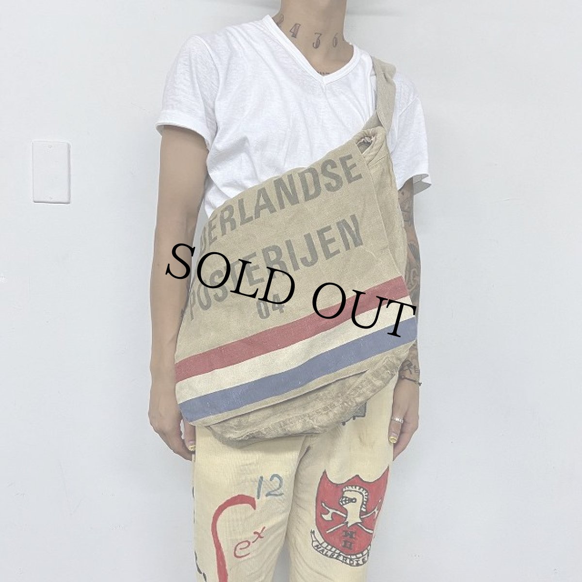 画像2: NEDERLANDSE POSTERIJEN リメイク メッセンジャーバッグ (2)