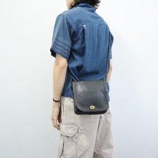 画像2: 90's COACH USA製 レザーショルダーバッグ BLACK (2)
