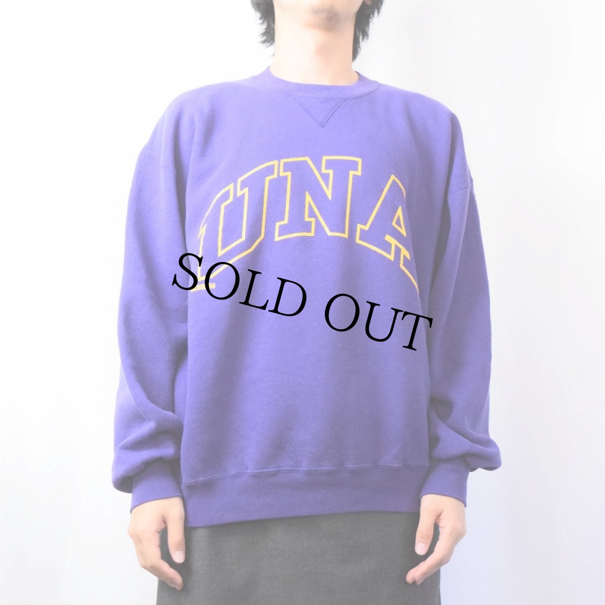 画像2: 90's〜 USA製 "UNA" 前V プリントスウェット XL (2)