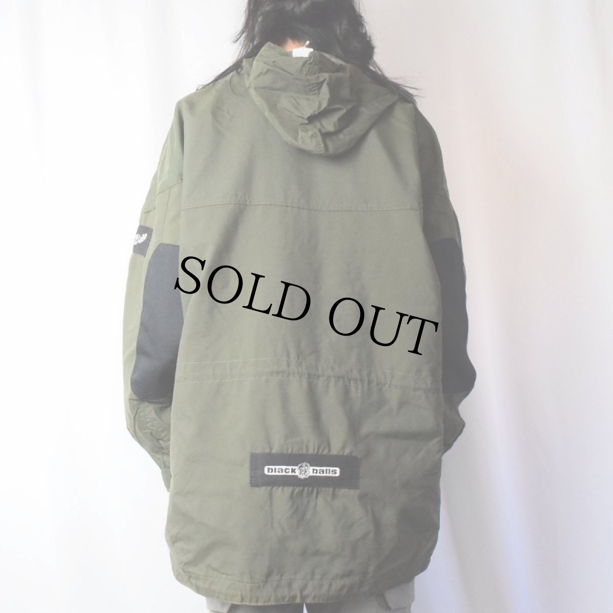 画像3: Black Balls エルボーパッチ付き ナイロンプルオーバーパーカー L (3)