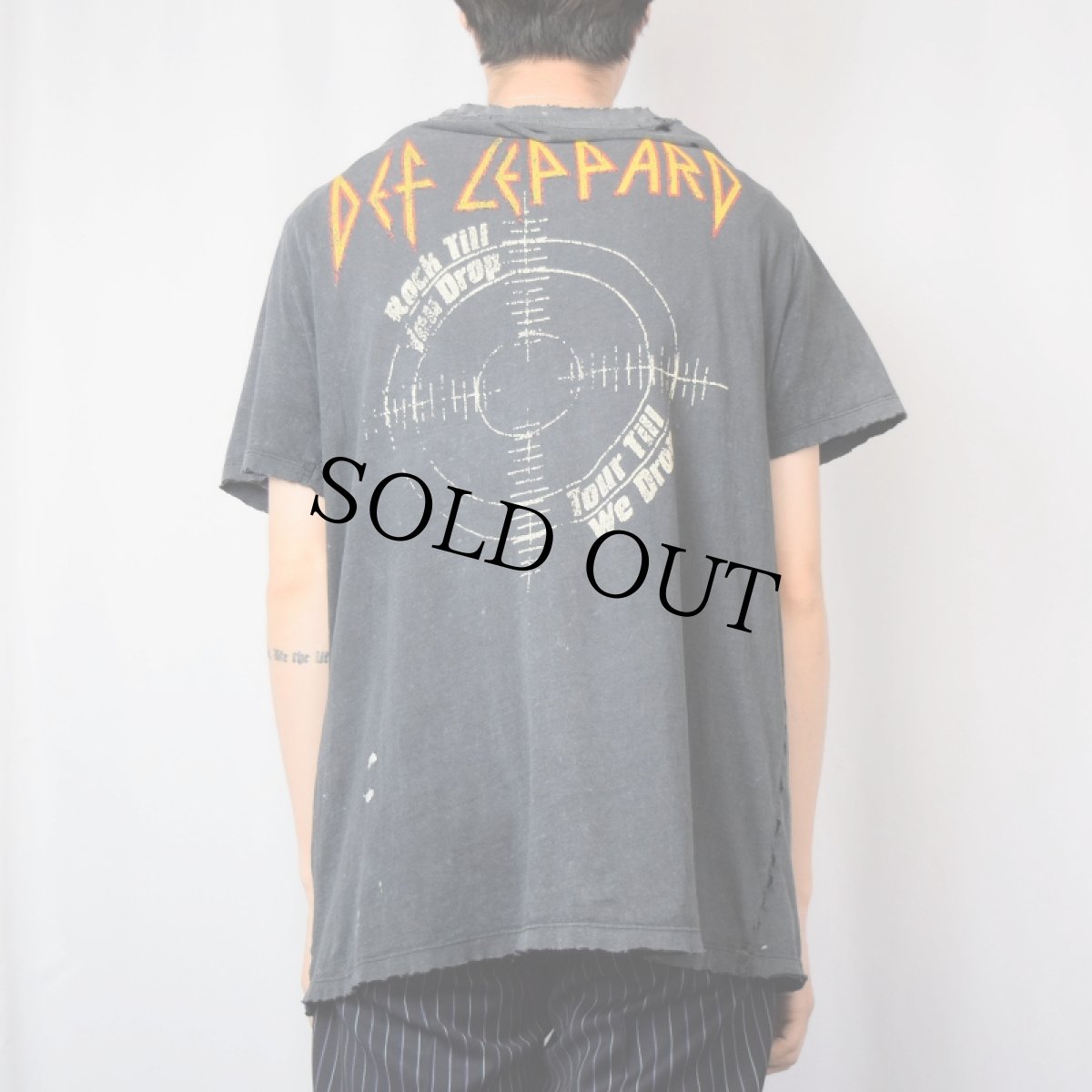 画像4: DEF LEPPARD "PYROMANIA" ロックバンドTシャツ BLACK XL (4)