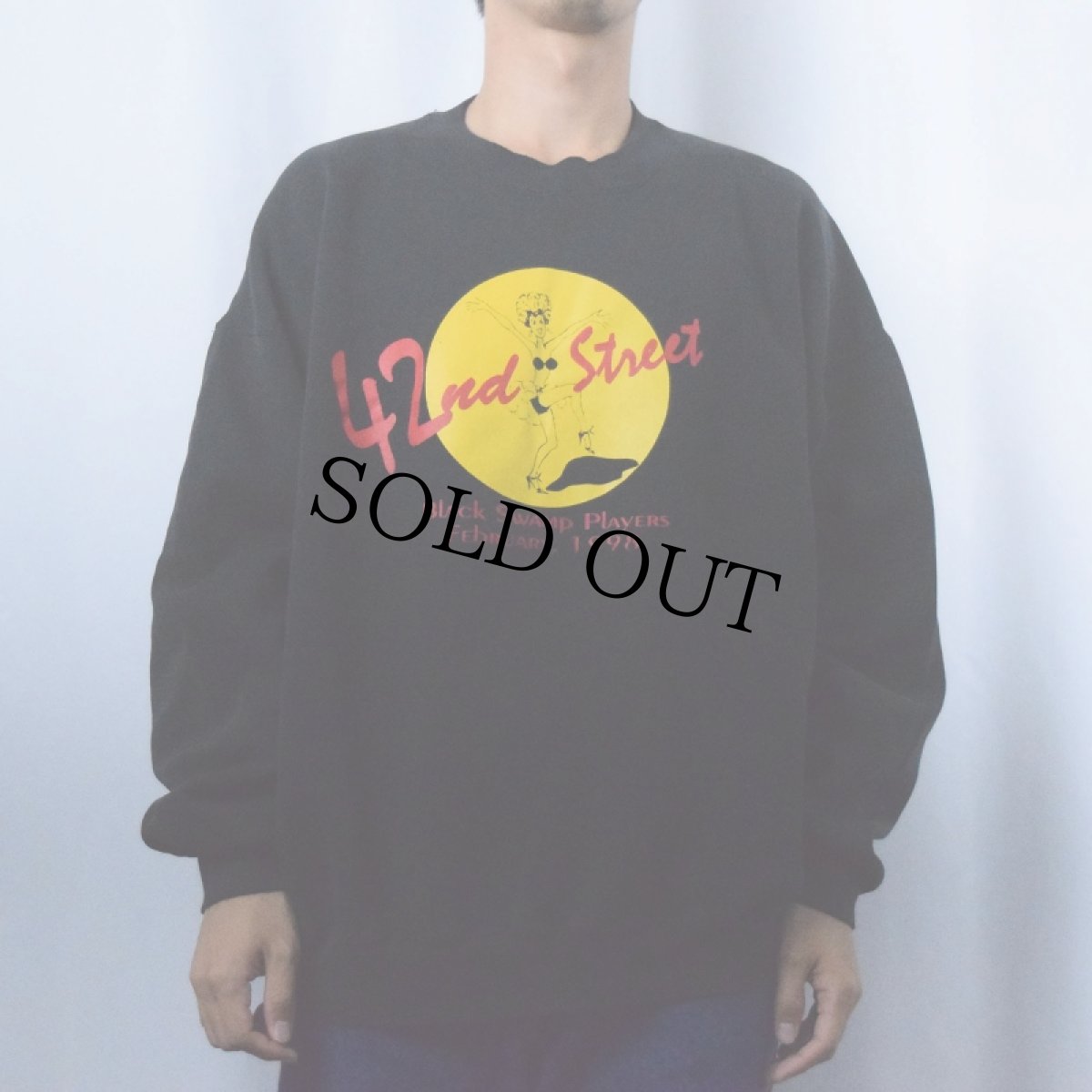 画像2: 90's 42nd Street USA製 "BLACK SWAMP PlAYERS" ミュージカルプリントスウェット BLACK 2X (2)