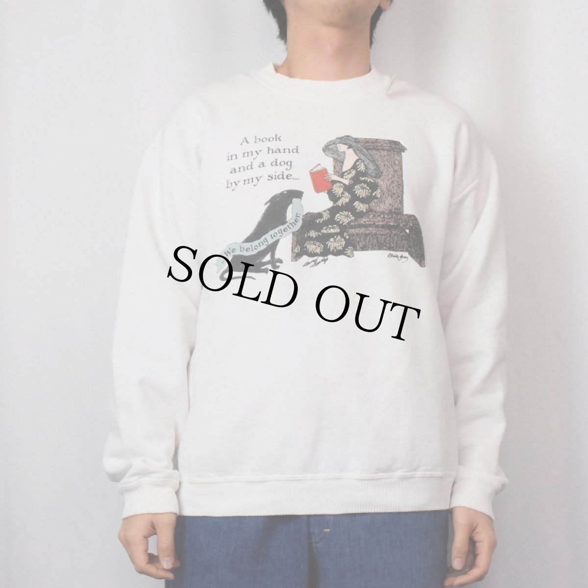 画像2: Edward Gorey "A book in my hand and dog by my side..." イラストプリントスウェット M (2)