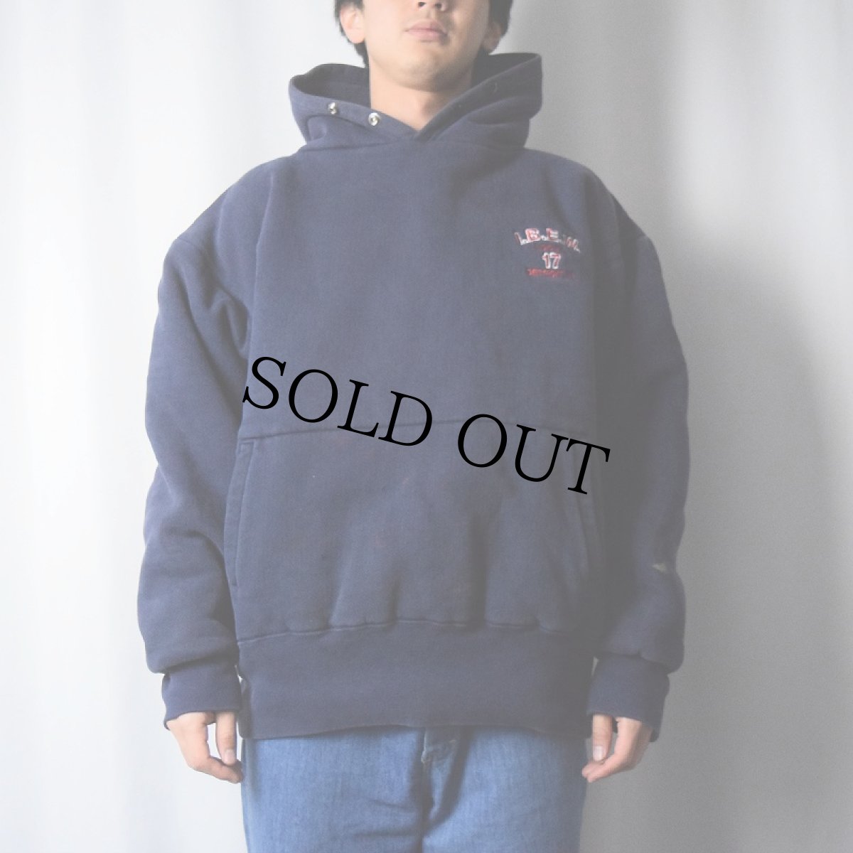 画像2: 90's CAMBER USA製 刺繍入り スウェットフーディー NAVY L (2)