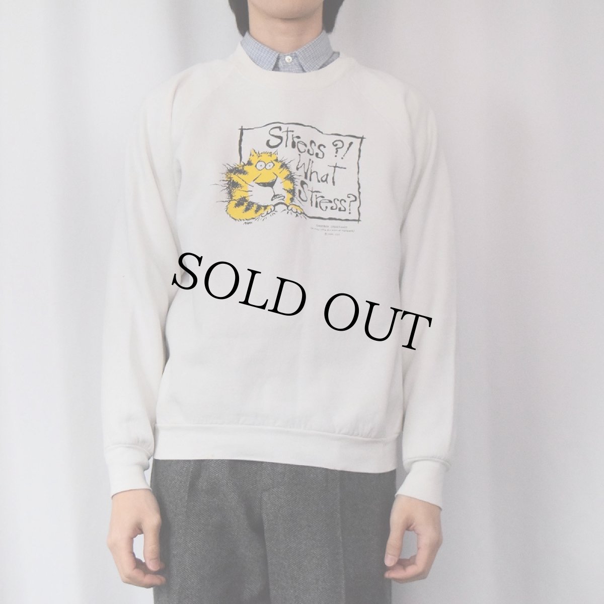 画像2: 90's SHOEBOX USA製 "Stress?! What Stress?" イラストプリント ラグランスウェット XL (2)