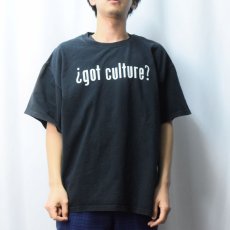 画像2: "got culture?" パロディプリントTシャツ BLACK (2)