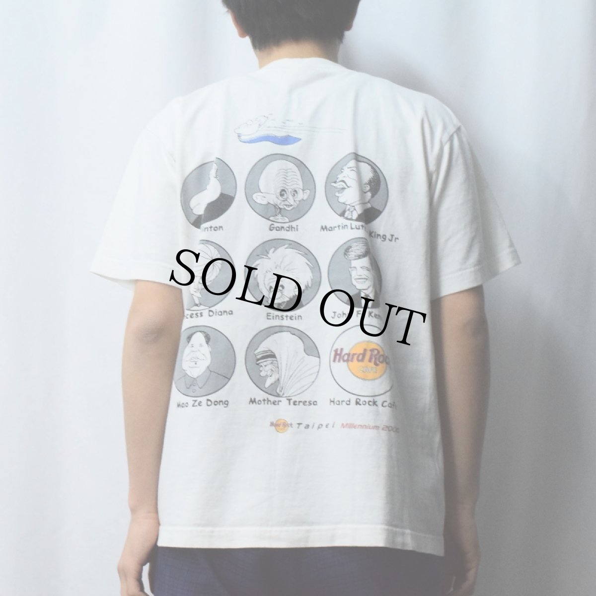 画像4: 2000's Hard Rock CAFE "Winners of the Century" イラストプリントTシャツ (4)