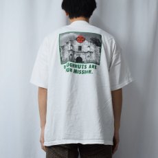 画像4: Krispy Kreme Doughnuts "DOUGHNUTS ARE OUR MISSION." ドーナツショップ ロゴプリントTシャツ XL (4)