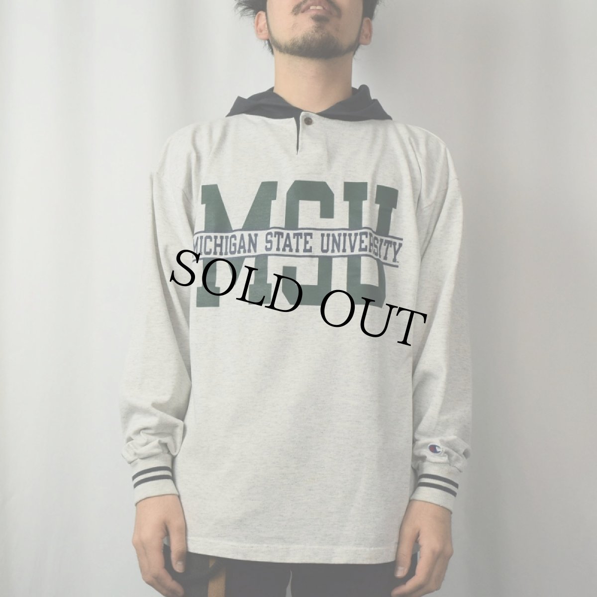 画像2: 90's Champion USA製 "MICHIGAN STATE UNIVERSITY" ロゴプリントスウェットフーディー L (2)