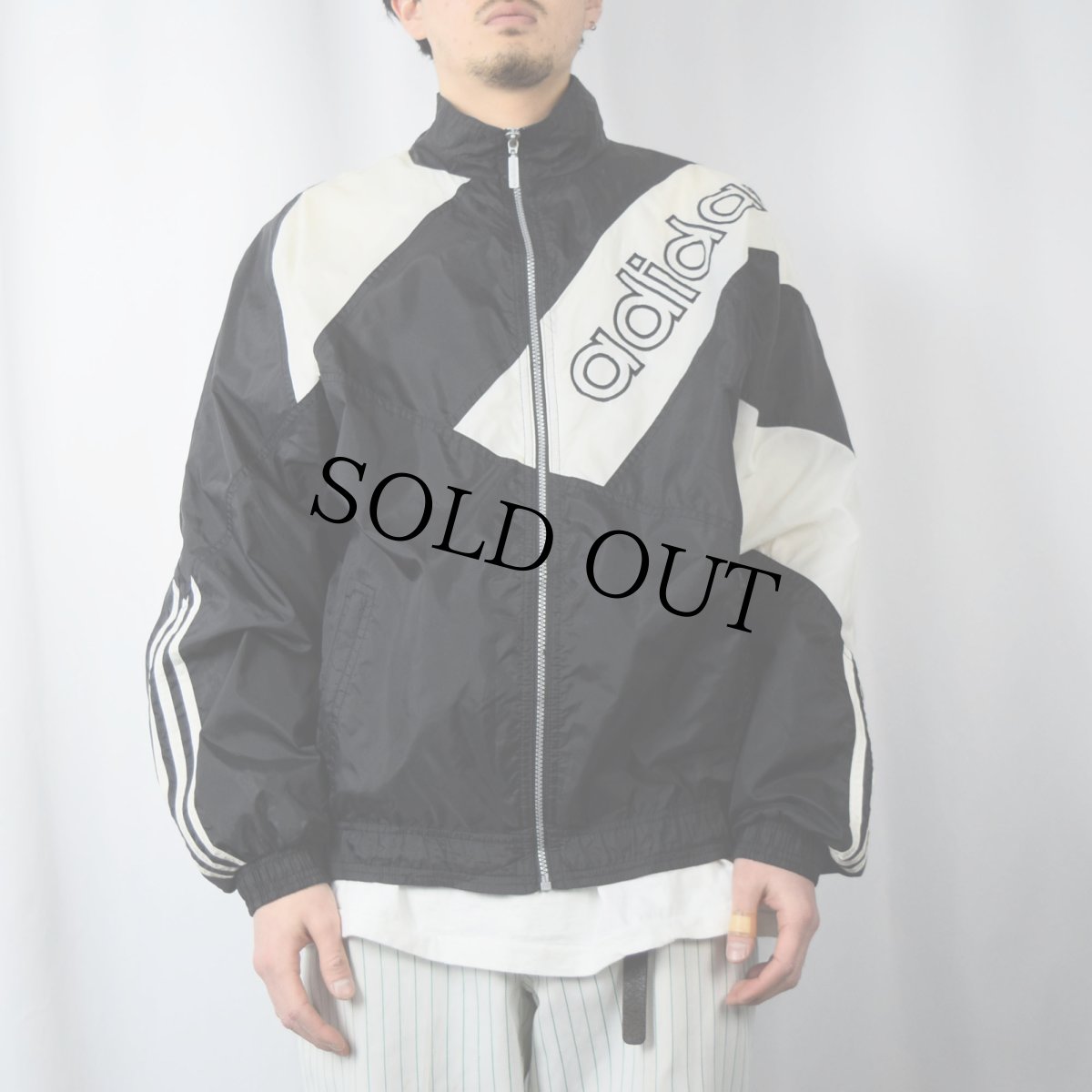 画像2: 90's adidas 切り替えデザイン ナイロンジャケット M (2)