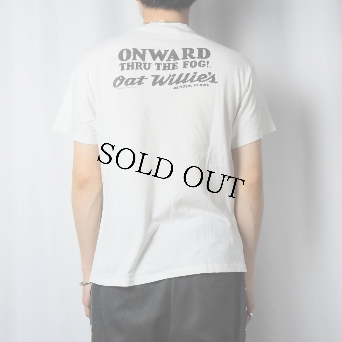 画像4: 90's Oat Willie's USA製 タバコショップ プリントTシャツ L (4)