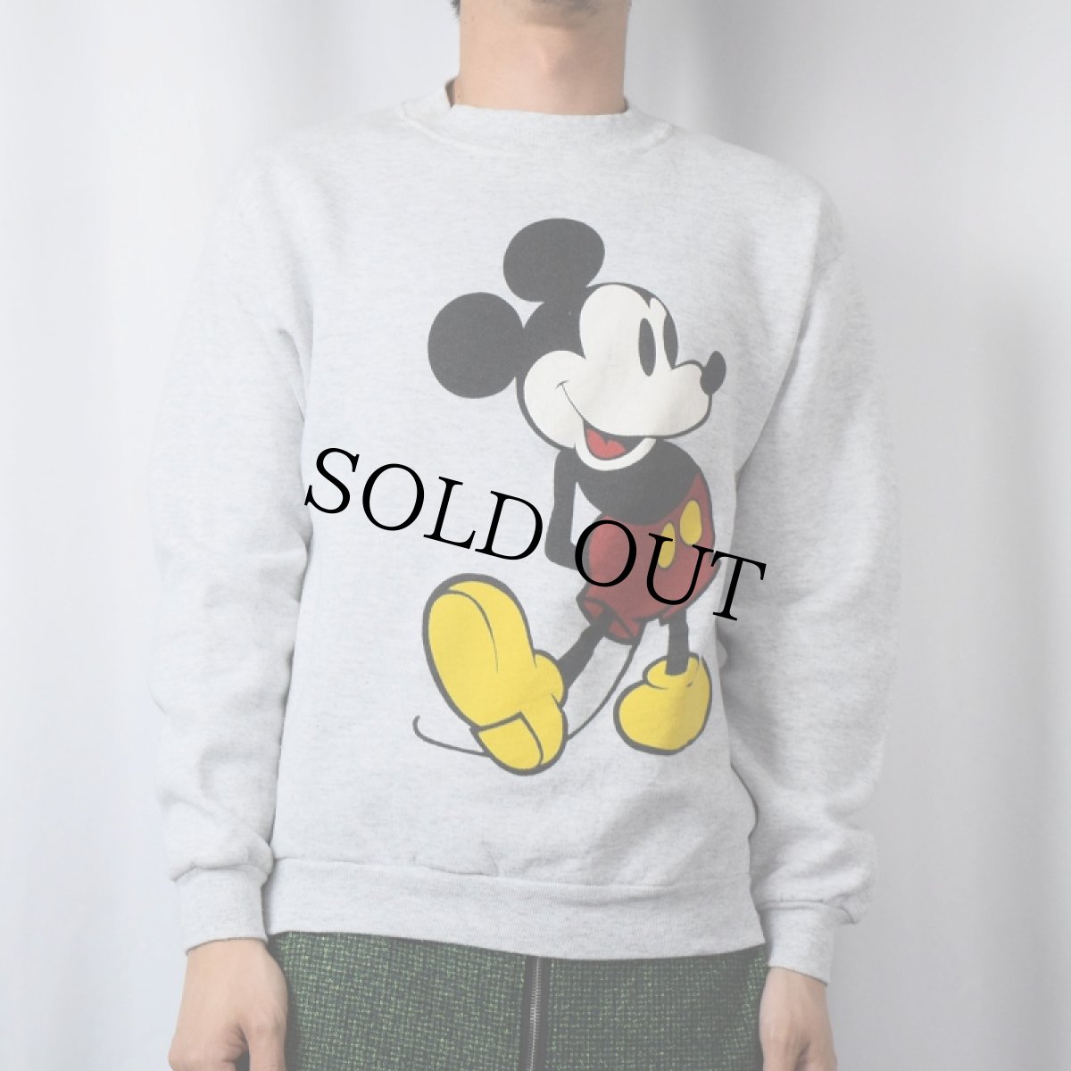 画像2: 90's Disney MICKEY MOUSE USA製 キャラクタープリントスウェット M (2)