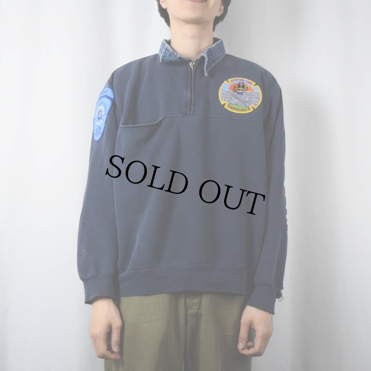 画像2: デニム切り替え ワッペン付き ハーフジップスウェット NAVY (2)