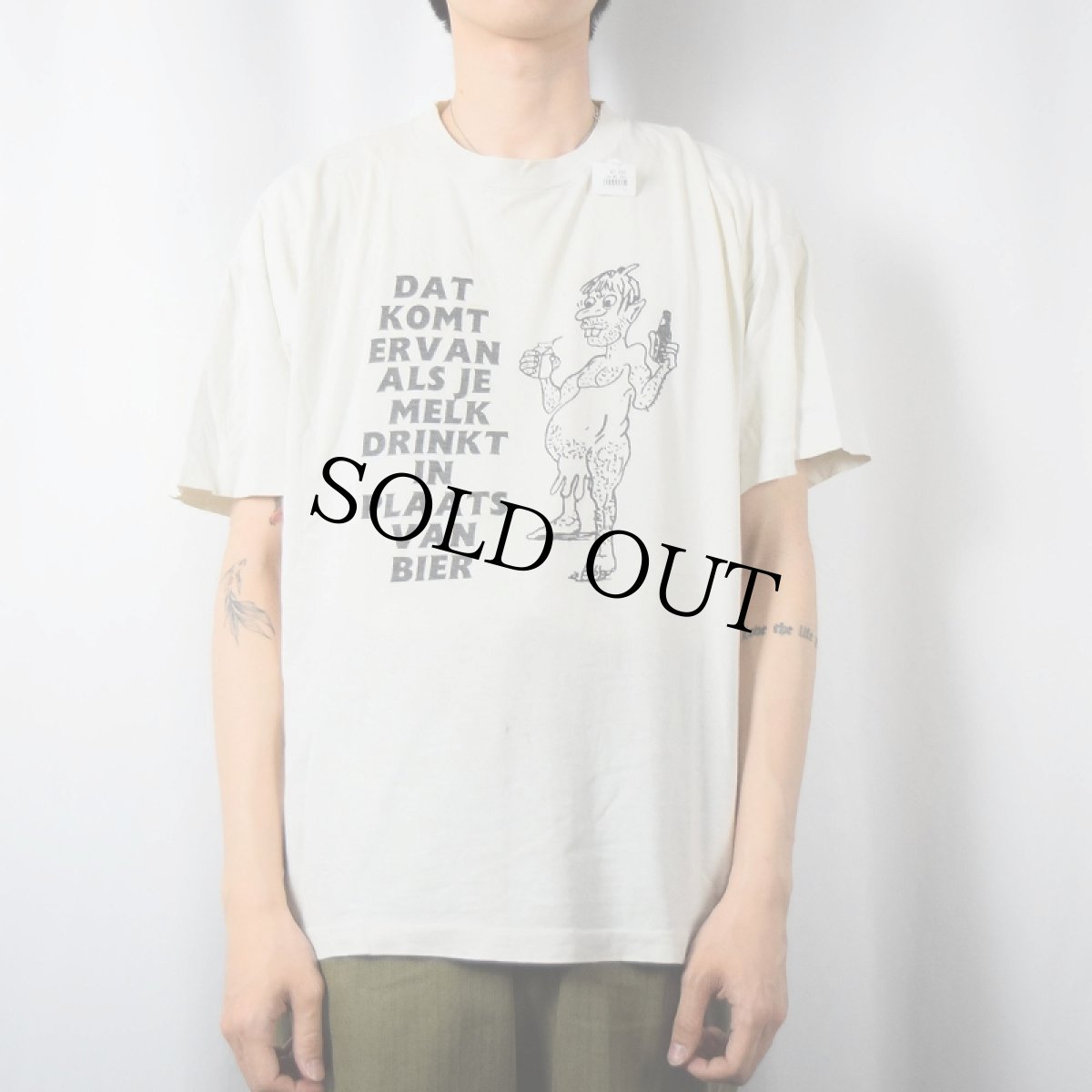 画像2: 90's "DAT KOMT ERVAN ALS JE..." シュールイラストTシャツ XL (2)