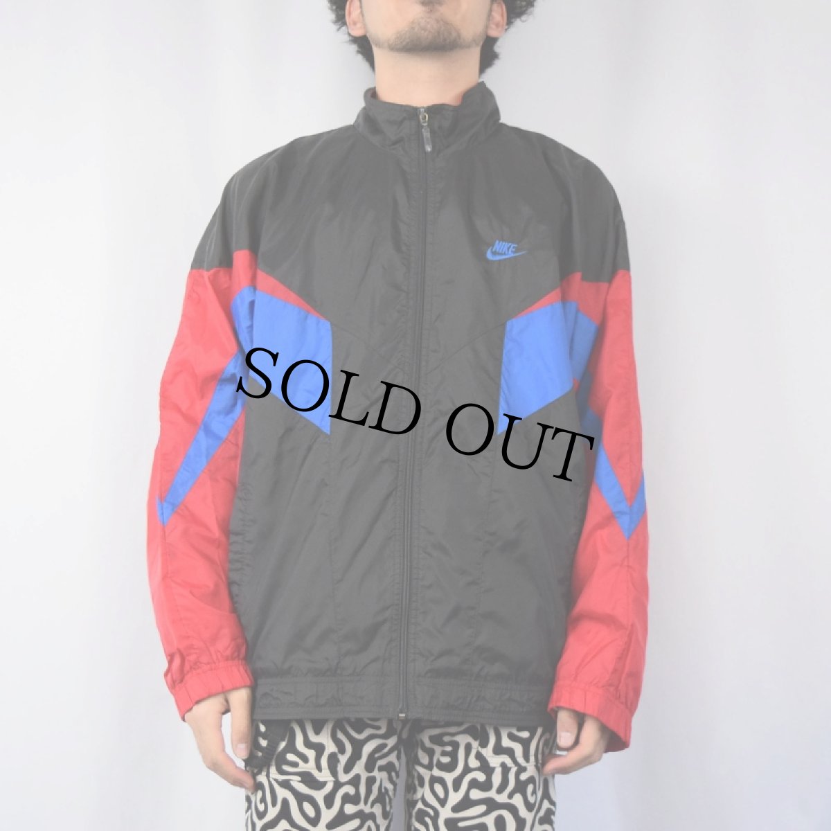 画像2: NIKE ロゴ刺繍 ナイロンジャケット L (2)