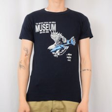 画像2: 80's Champion トリコタグ USA製 "THE UNITED STATES AIR FORCE MUSEUM" 国立アメリカ空軍博物館Tシャツ NAVY M (2)