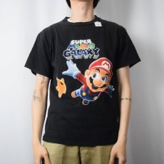 画像2: SUPER MARIO GALAXY キャラクタープリントTシャツ BLACK M (2)
