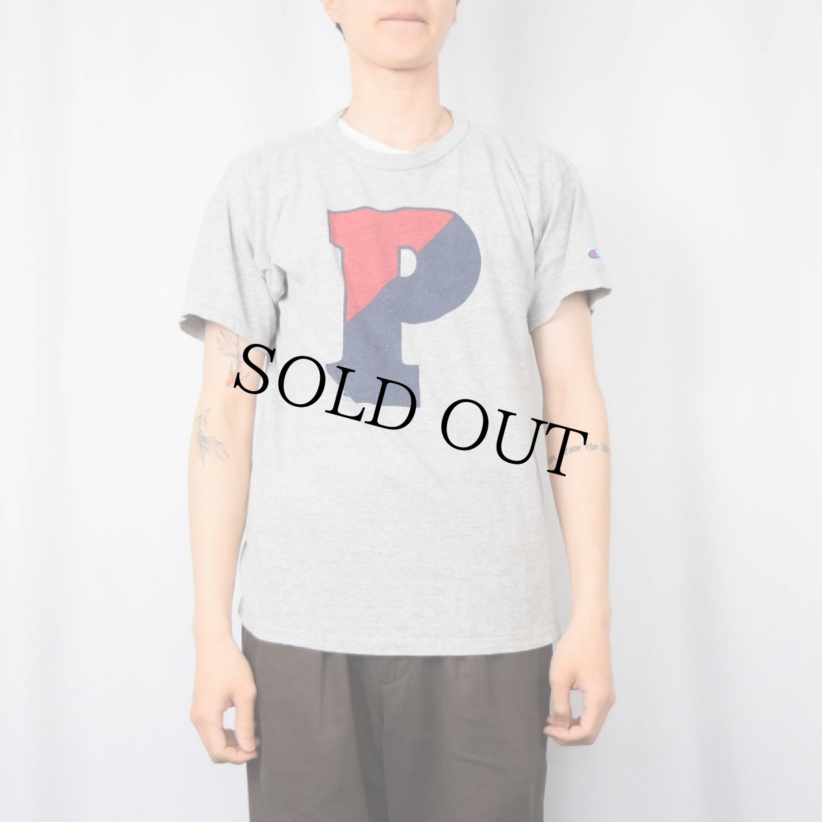 画像2: 90's Champion USA製 "Pennsylvania" 染み込み カレッジプリントTシャツ L (2)