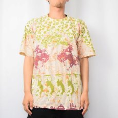 画像2: 90's USA製 カウボーイ柄 大判プリントTシャツ XL (2)