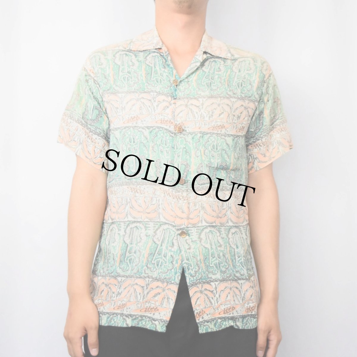 画像2: 60〜70's 総柄 レーヨン混 アロハシャツ (2)