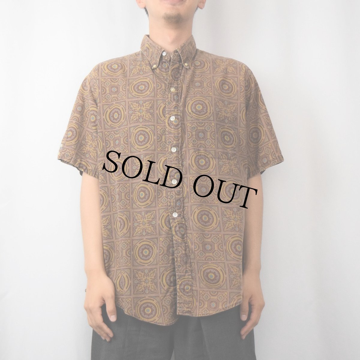 画像2: 60's Authentic IVY STYLING 総柄 3点留め コットンボタンダウンシャツ (2)