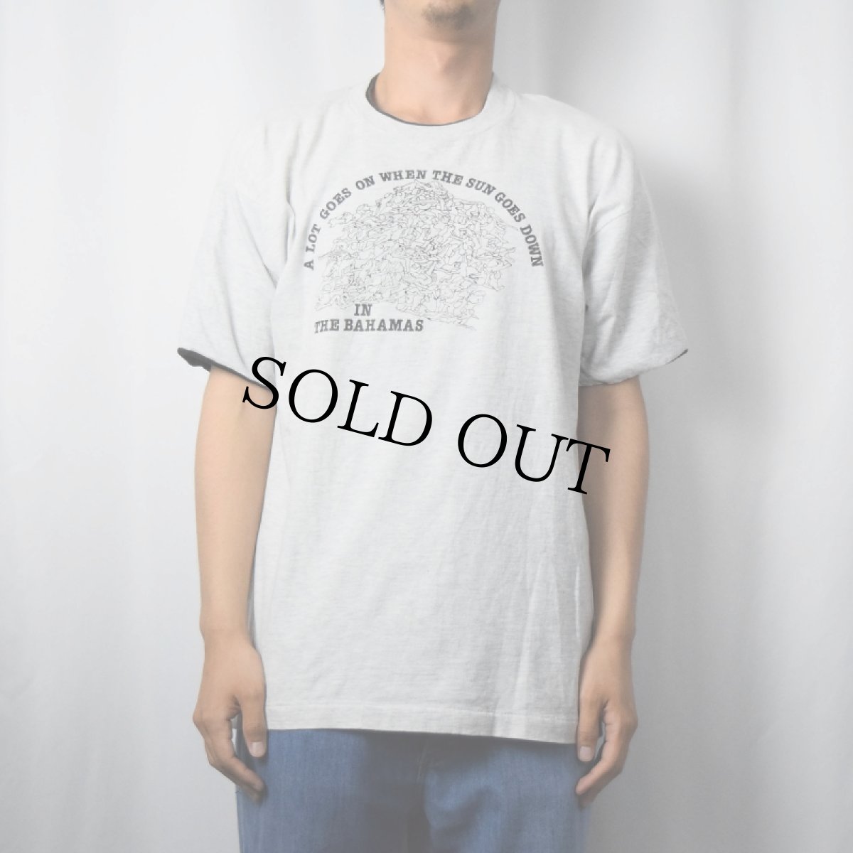 画像2: 90's "A LOT GOES ON WHEN THE SUN GOES DOWN" レイヤードデザイン プリントTシャツ XL (2)