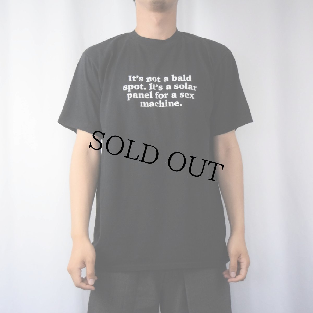 画像2: 90's USA製 "It's not a bald spot. It's a solar panel for a sex machine." メッセージプリントTシャツ L (2)