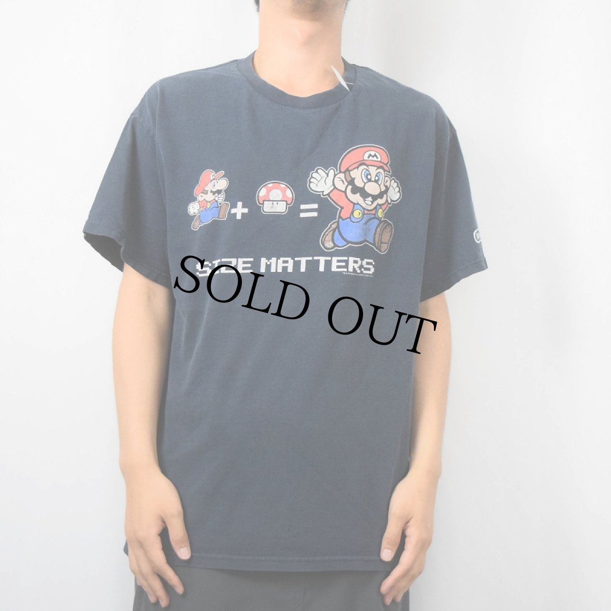 画像2: 2006 Nintendo スーパーマリオ ゲームキャラクタープリントTシャツ NAVY (2)