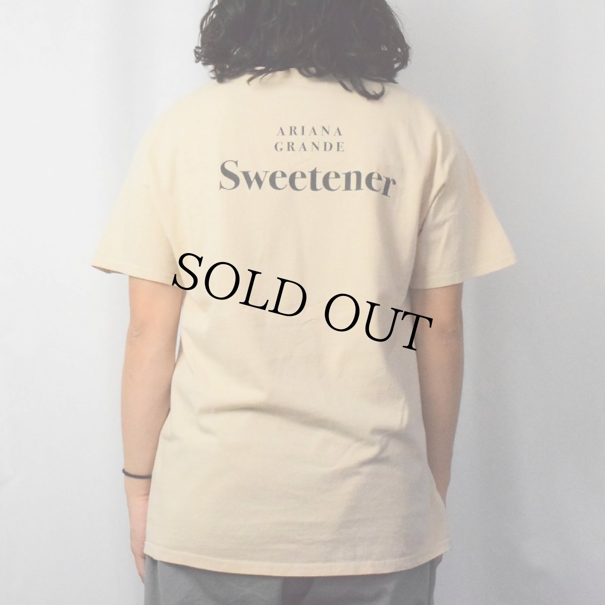 画像3: Ariana Grande "Sweetener" ミュージシャンプリントTシャツ L (3)