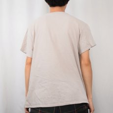 画像3: Steven Rhodes "Don't Talk to Strangers" イラストプリントTシャツ L (3)