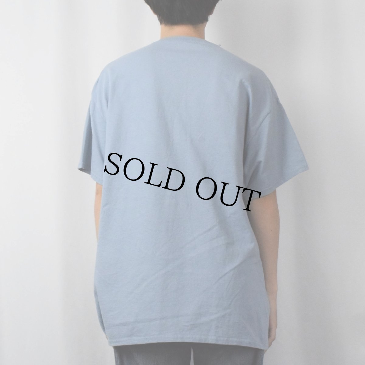 画像3: Eric Decetis "I'm so old I can't remember where my nuts are." シュールイラストプリントTシャツ (3)