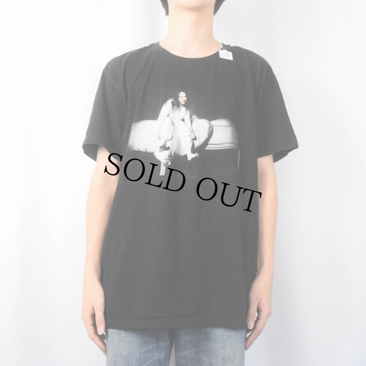画像2: Billie Eilish "When We All Fall Asleep, Where Do We Go?" ミュージシャンフォトプリントTシャツ BLACK XL (2)
