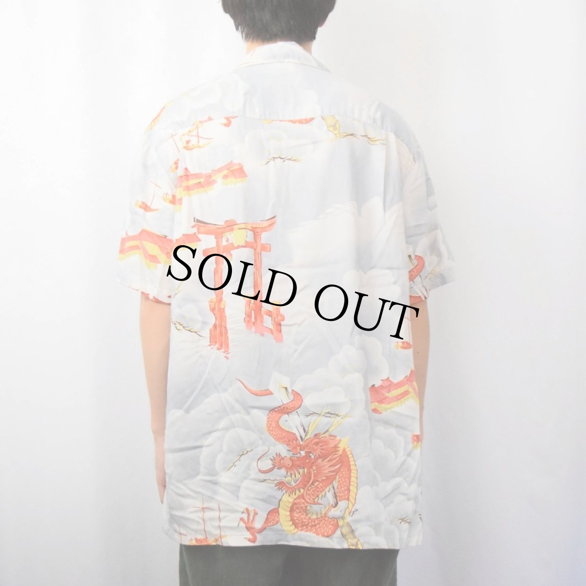 画像3: 80's KENNINGTON "龍×鳥居" オールオーバーパターン レーヨンアロハシャツ L (3)