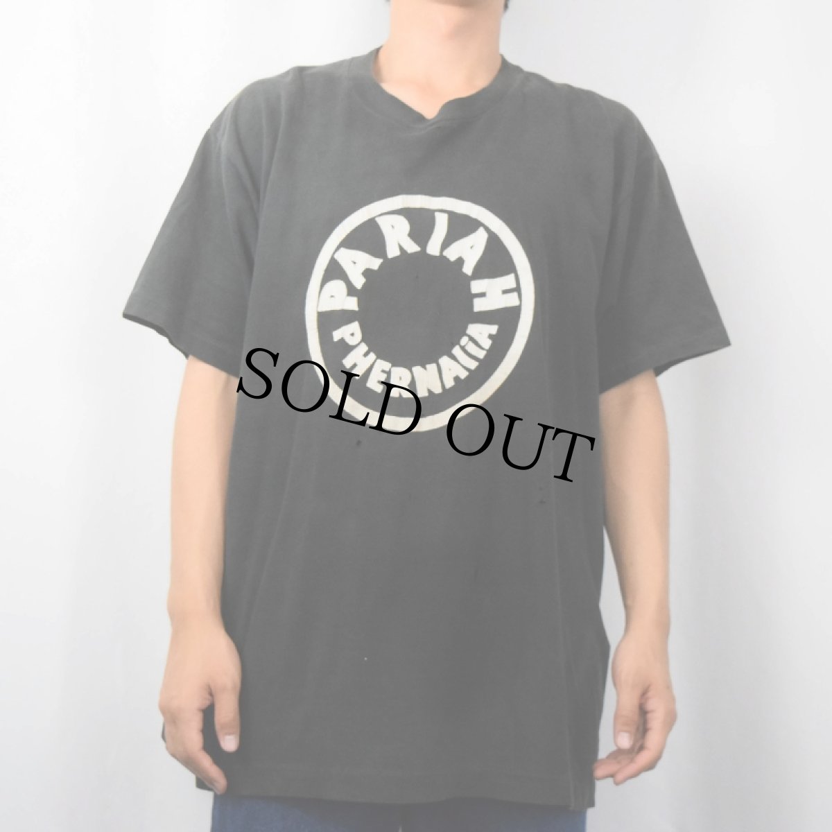 画像2: 90's CANADA製 "PARIAH PHERNALIA" プリントTシャツ XL (2)