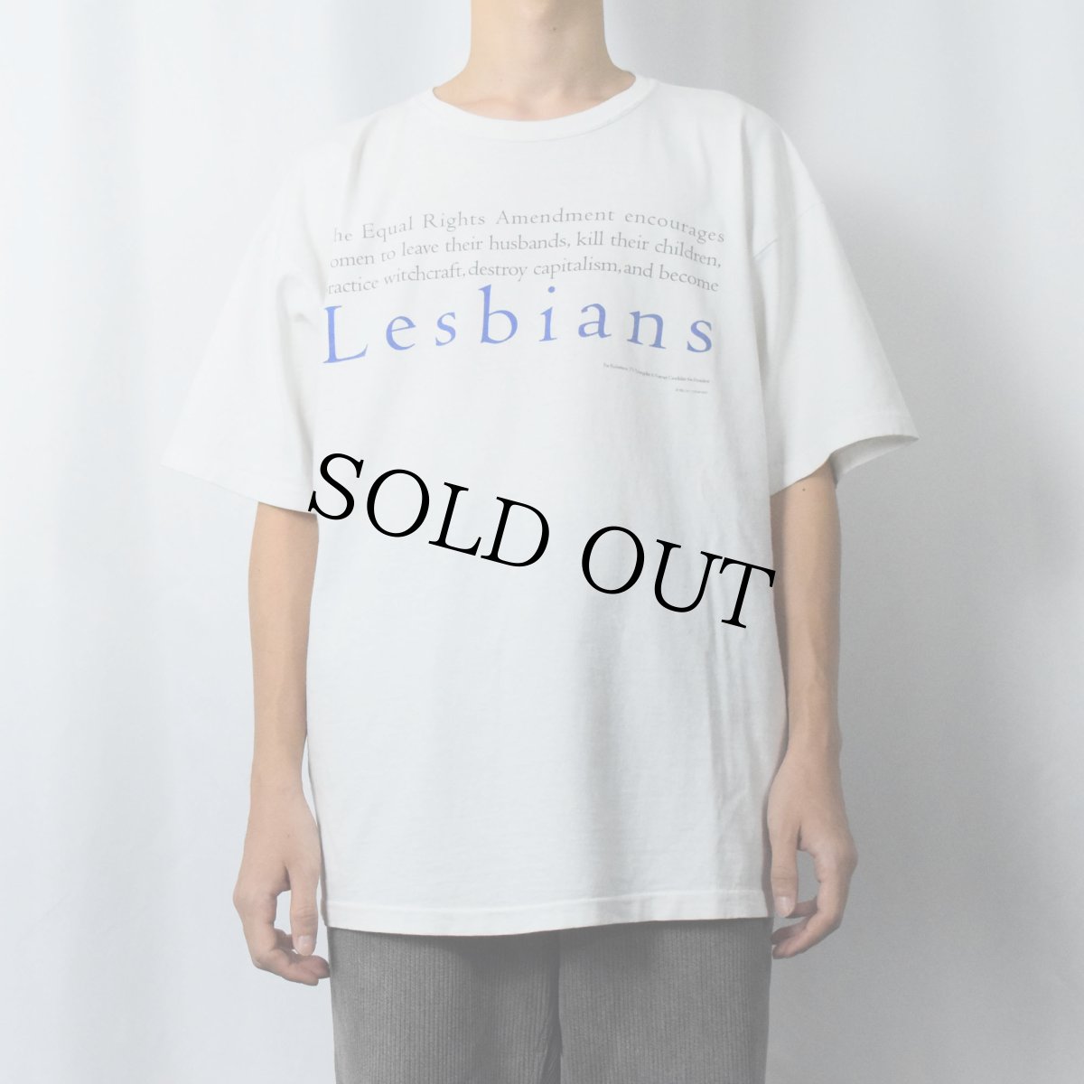 画像2: 90's Bilcat Company USA製 "Lesbians" メッセージプリントTシャツ XL (2)