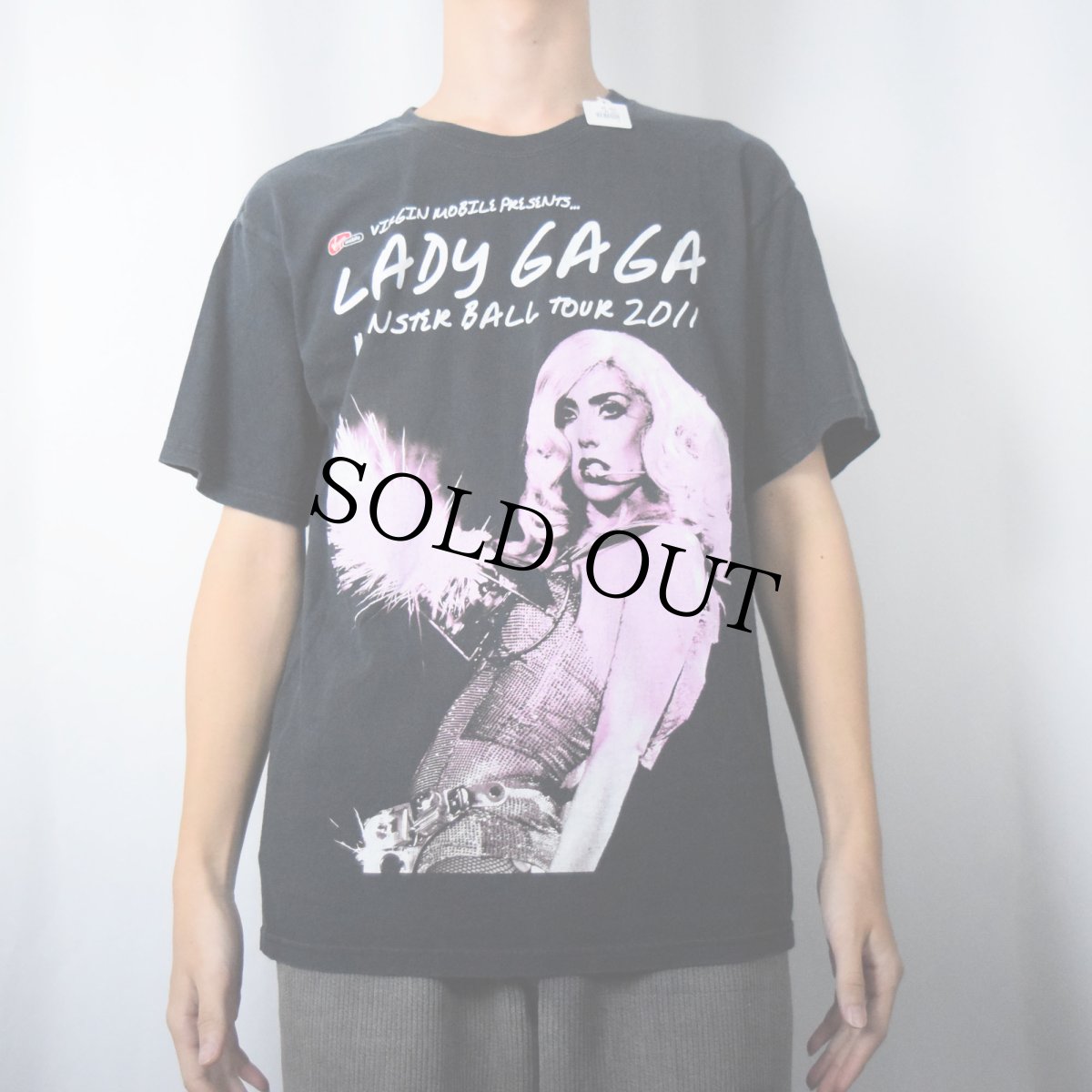 画像3: 2011 LADY GAGA "MONSTER BALL TOUR" ミュージシャンツアーTシャツ M (3)
