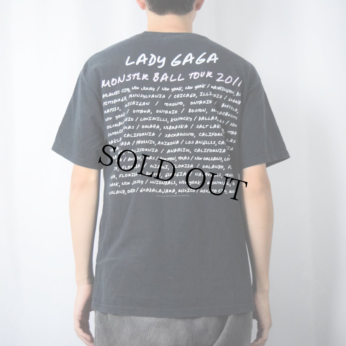 画像4: 2011 LADY GAGA "MONSTER BALL TOUR" ミュージシャンツアーTシャツ M (4)