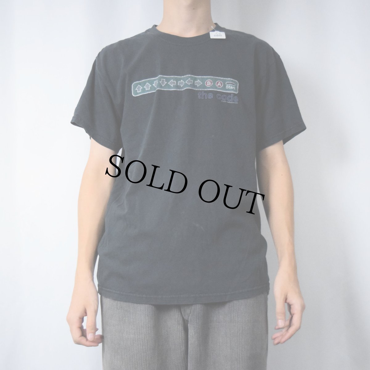 画像2: 2001 Gameskins "the code" プリントTシャツ M (2)