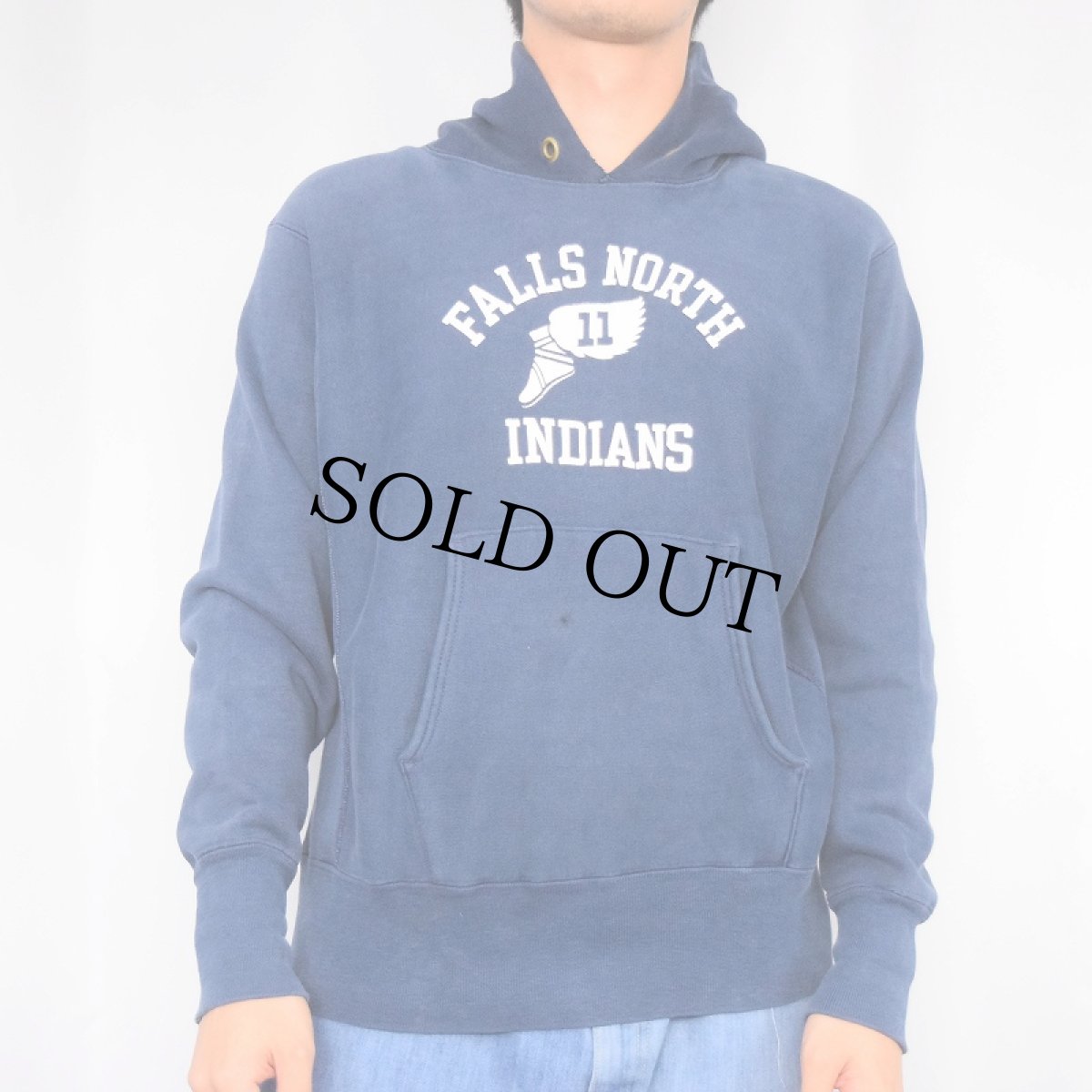 画像2: 70's Champion REVERSE WEAVE 青単色タグ USA製 "FALLS NORTH INDIANS" ウイングフットプリントスウェットフーディー NAVY S (2)