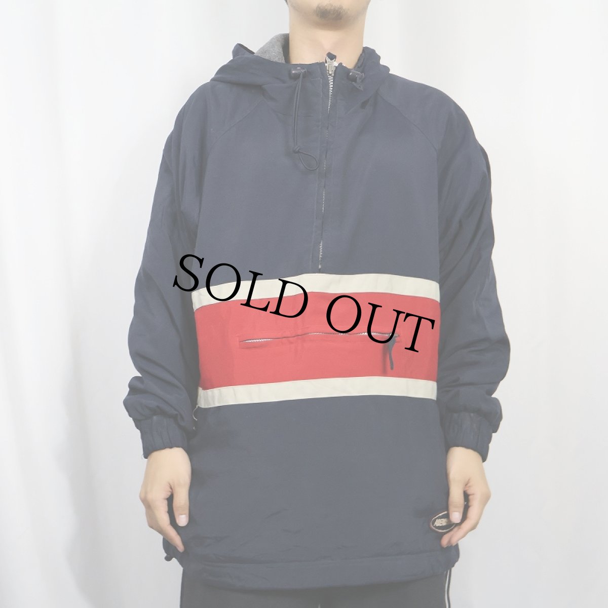 画像2: 90's Abercrombie&Fitch ナイロンアノラックパーカー NAVY S (2)