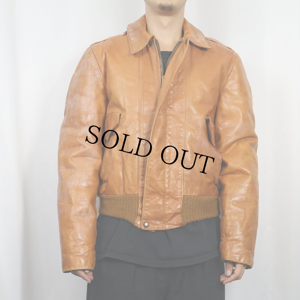 画像2: 70's Natural Comfort "A-2 TYPE" レザージャケット SIZE42 (2)