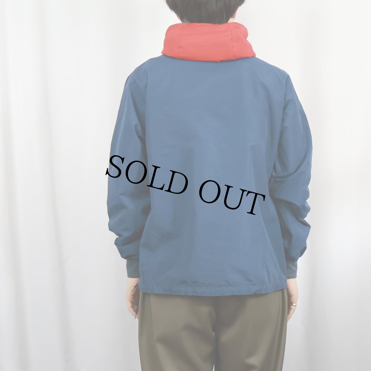 画像3: 80's NIKE 紺タグ ロゴ刺繍 ナイロンプルオーバーパーカー M (3)