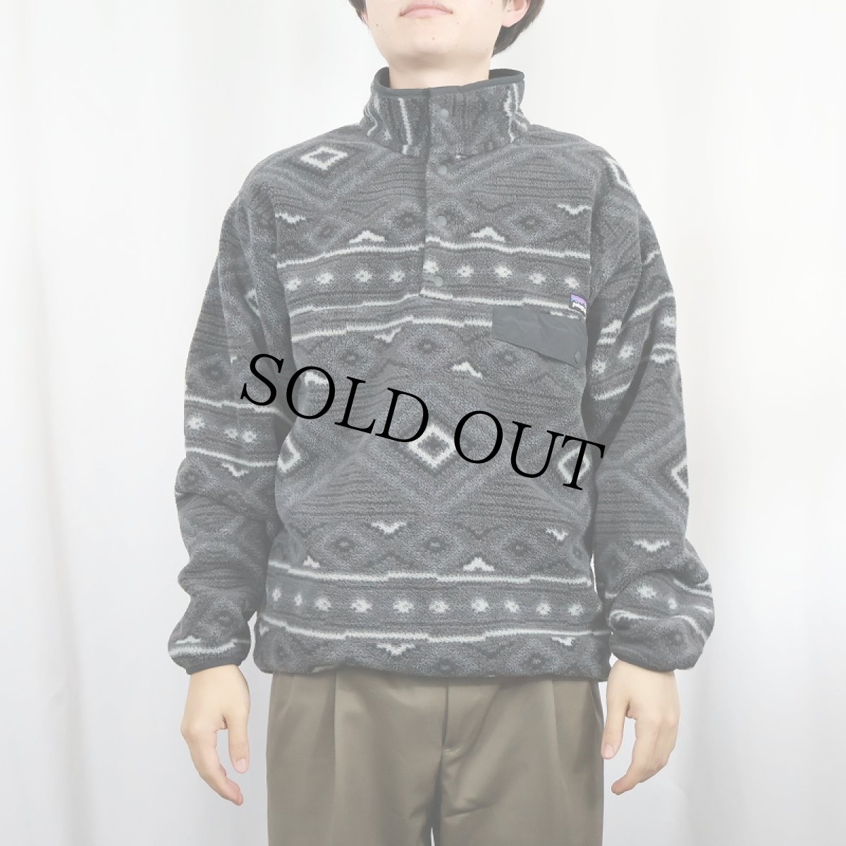 画像2: 2013AW Patagonia 総柄 スナップT M (2)