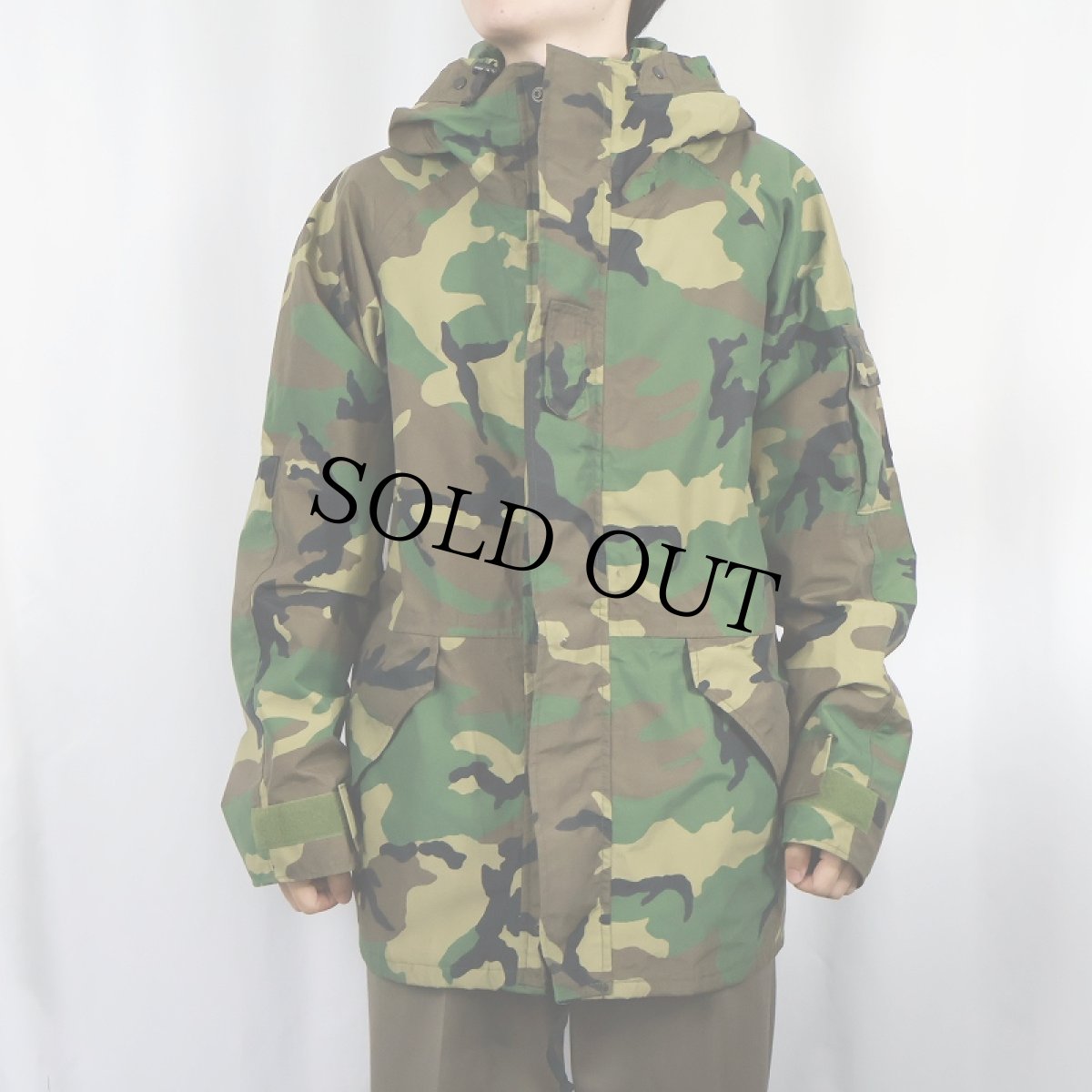 画像2: 2000's U.S.ARMY ECWCS GORE-TEXパーカ 1st LAGRE REGULAR (2)