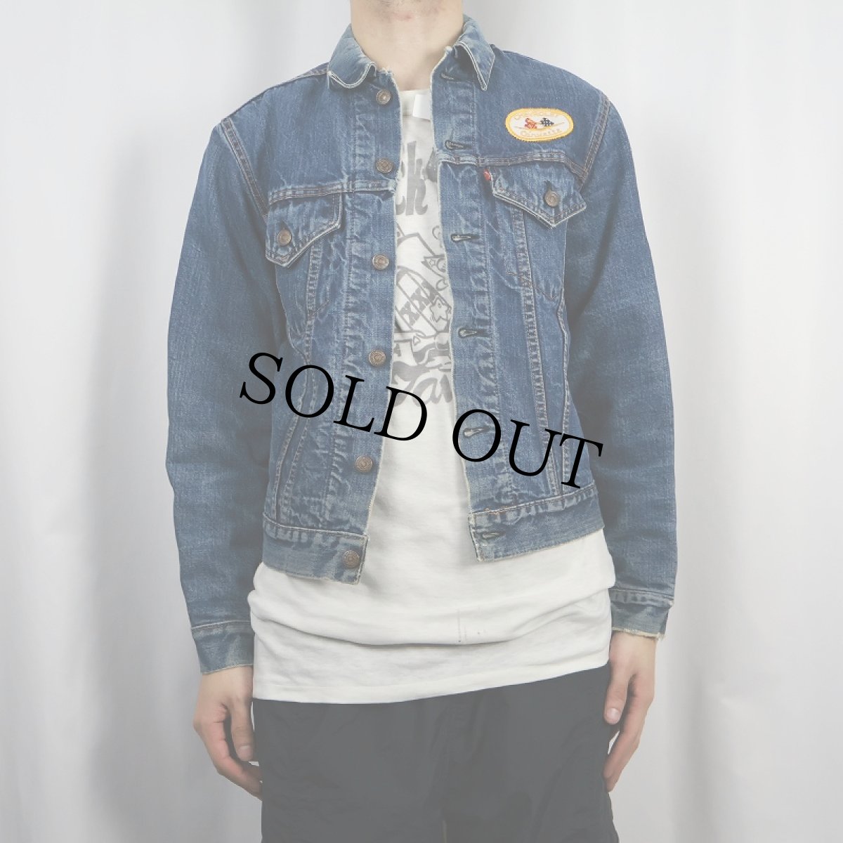 画像2: 60〜70's LEVI'S 70505 BIGE USA製 ワッペン付き ブランケットライナー デニムジャケット (2)
