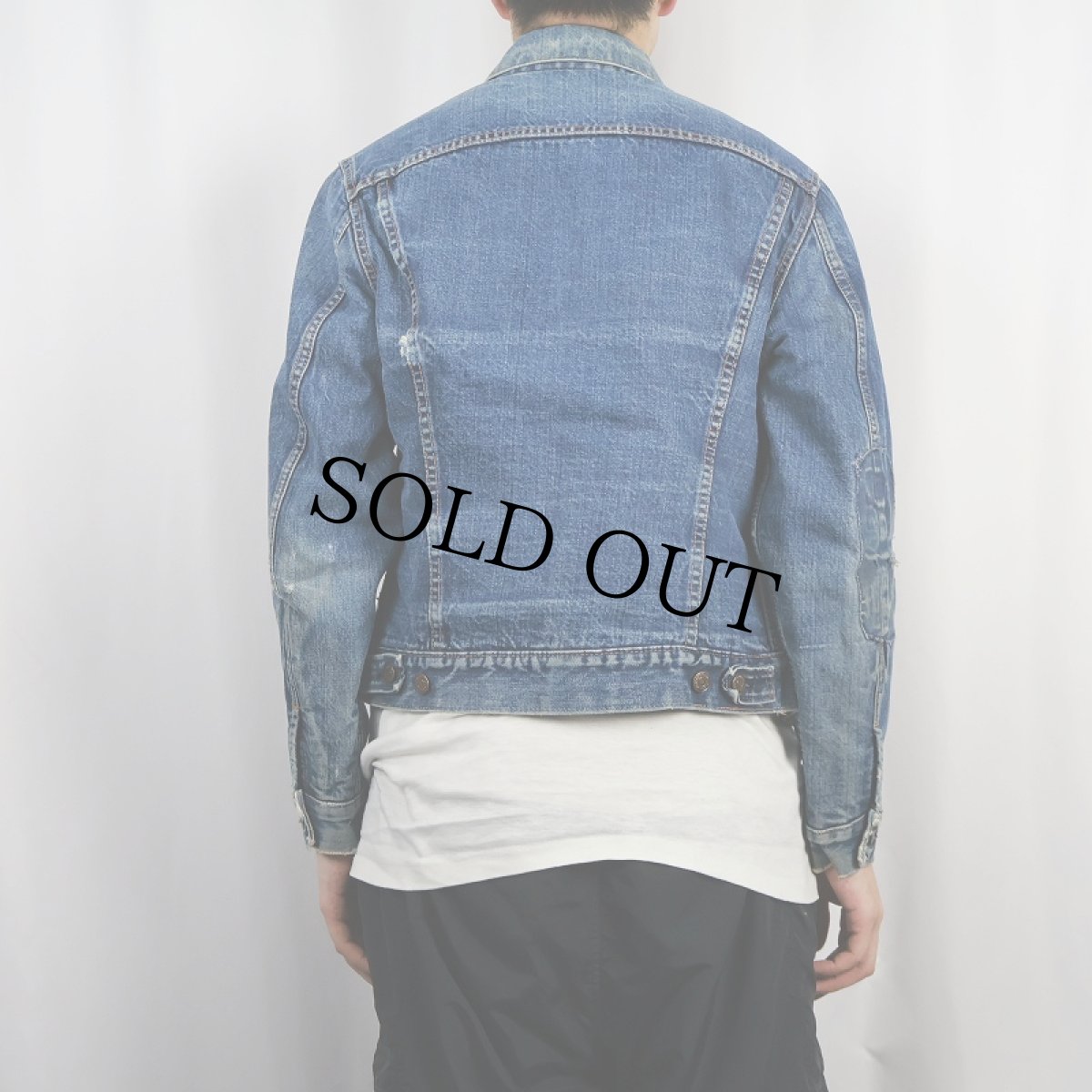 画像3: 60〜70's LEVI'S 70505 BIGE USA製 ワッペン付き ブランケットライナー デニムジャケット (3)
