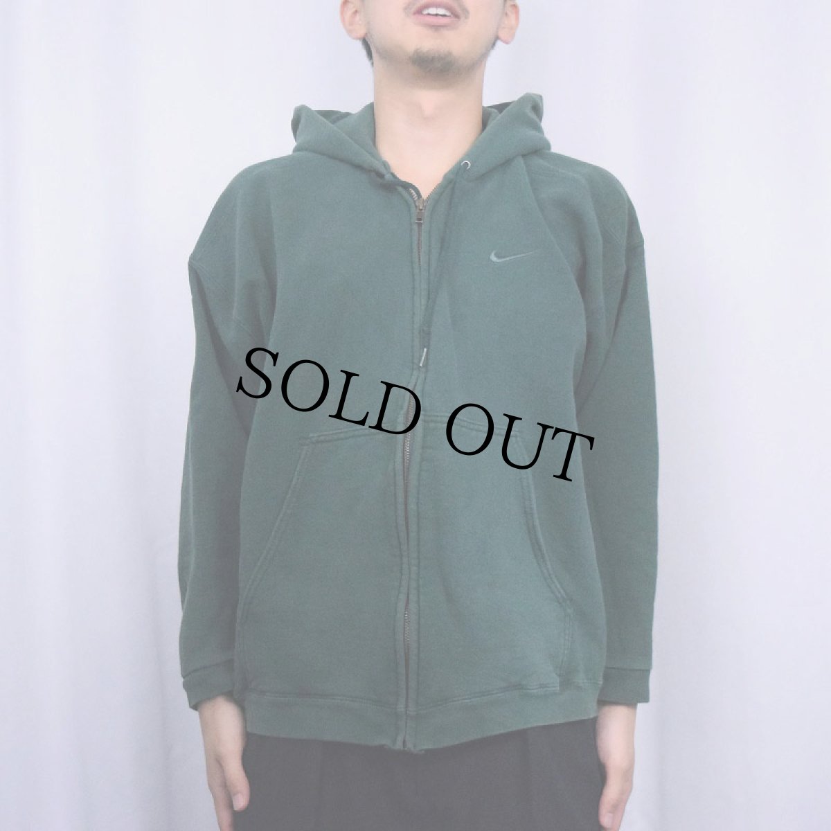 画像2: 90〜2000's NIKE USA製 ロゴ刺繍 スウェットジップパーカー M (2)