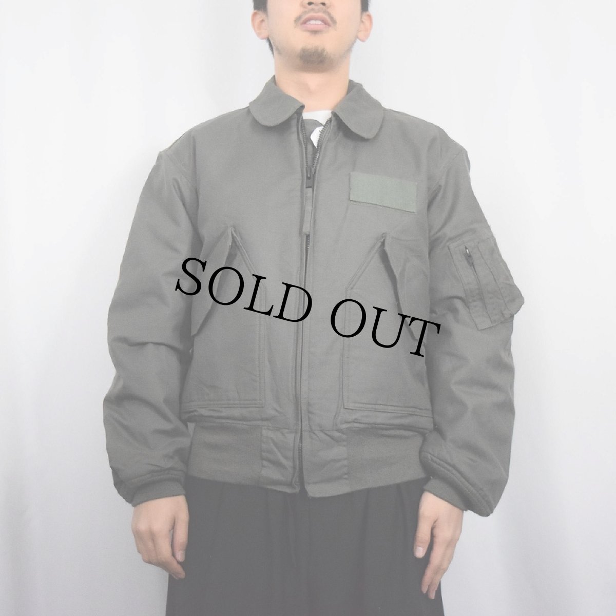 画像2: U.S.AIR FORCE CWU-45/P フライトジャケット DEADSTOCK MEDIUM (2)
