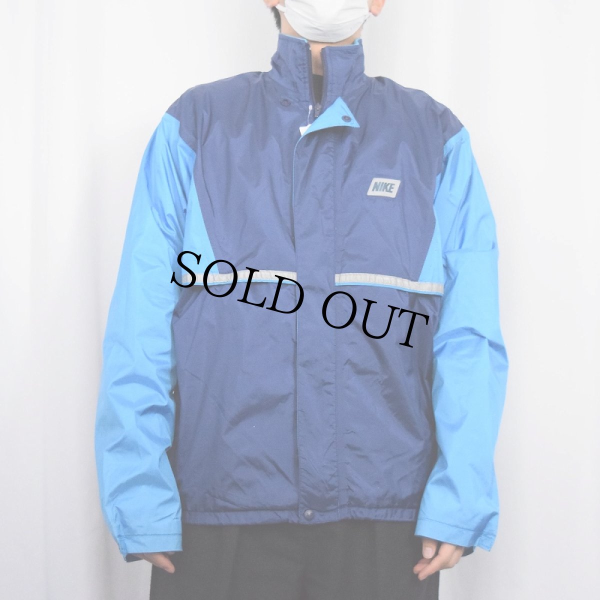 画像2: 90's NIKE 銀タグ リフレクティブロゴナイロンジャケット L (2)
