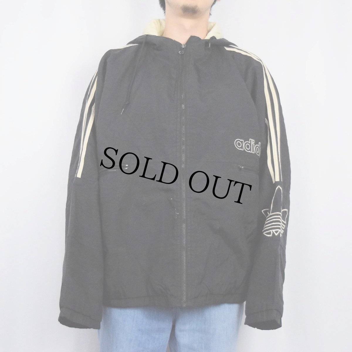 画像2: 90's adidas ロゴ刺繍 ナイロンジップパーカー BLACK XL (2)